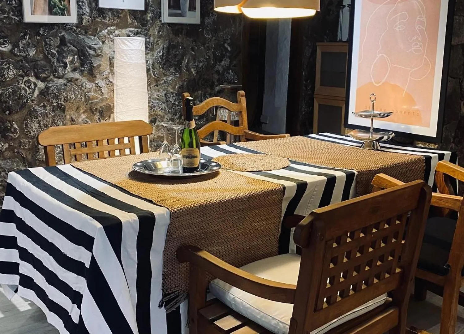 Orotava The Home - Vacational Rental With The Lifestyle Of 1700 And The Comfort Of 2022 La Orotava 0*,  España